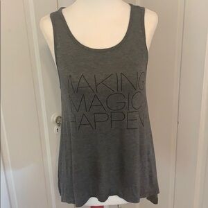 IT CLOSET•TANK TOP